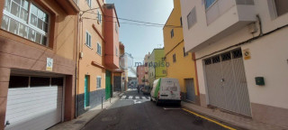 Piso en venta en calle Corominas (ref. 163)