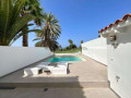 casa-o-chalet-en-venta-en-la-caleta-small-3