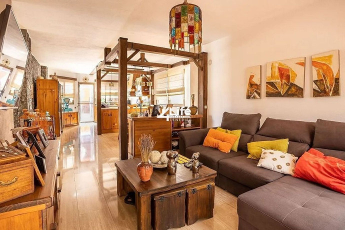 casa-o-chalet-independiente-en-venta-en-avenida-kurt-konrad-mayer-big-4