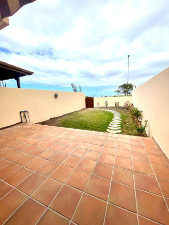 chalet-adosado-en-venta-en-torviscas-centro-y-alto-big-12