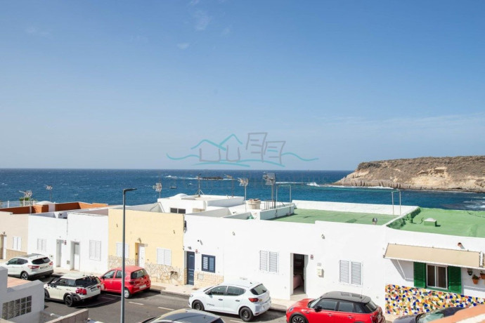 chalet-pareado-en-venta-en-la-caleta-big-24