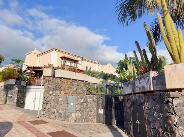 chalet-adosado-en-venta-en-calle-la-botavara-big-21