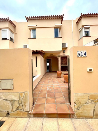 chalet-adosado-en-venta-en-torviscas-centro-y-alto-big-8