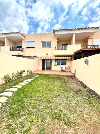 chalet-adosado-en-venta-en-torviscas-centro-y-alto-big-2