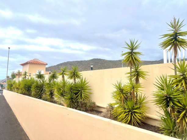 chalet-adosado-en-venta-en-urbanizacion-torviscas-8-c-big-27