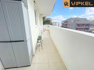 Piso en venta en avenida de la Constitución (ref. BL-0112)