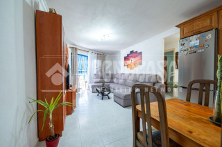 Piso en venta en avenida Constitucion (ref. 104127622)