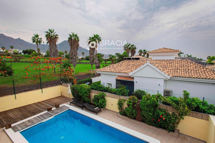 casa-o-chalet-en-venta-en-la-caleta-ref-1049-big-4