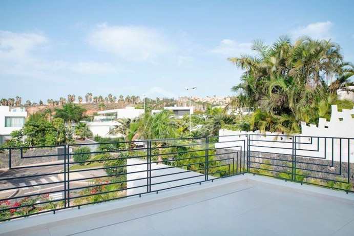 casa-o-chalet-independiente-en-venta-en-la-caleta-big-29