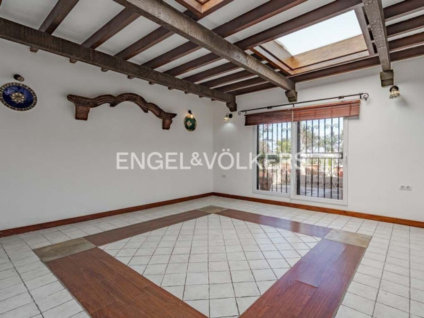 casa-o-chalet-en-venta-en-torviscas-centro-y-alto-big-12