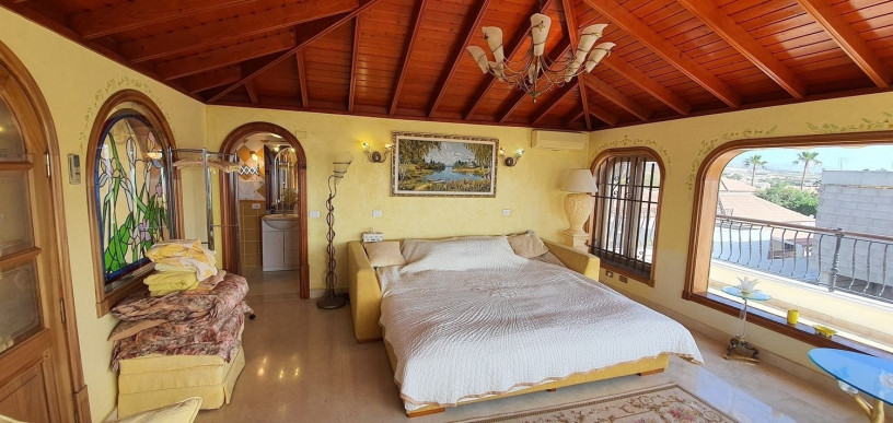 casa-o-chalet-independiente-en-venta-en-playa-paraiso-big-12