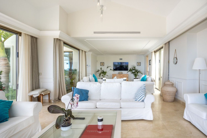 casa-o-chalet-independiente-en-venta-en-playa-san-juan-ref-lux0071-big-20