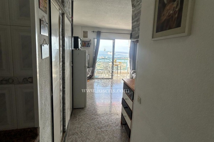 estudio-en-venta-en-comodoro-los-cristianos-16-big-1