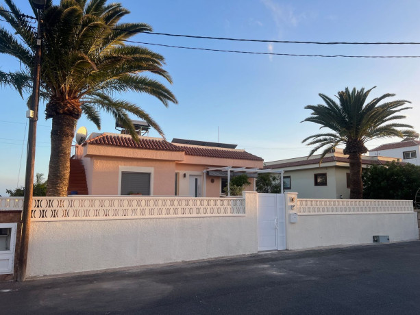 casa-rural-en-venta-en-calle-rincon-de-europa-8-big-1