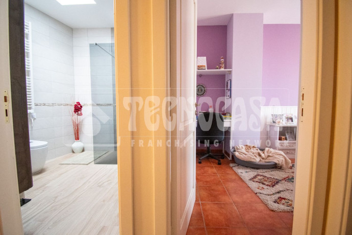 chalet-adosado-en-venta-en-calle-la-calzada-big-21