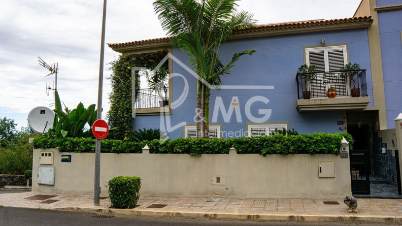 chalet-adosado-en-venta-en-los-realejos-icod-el-alto-big-4