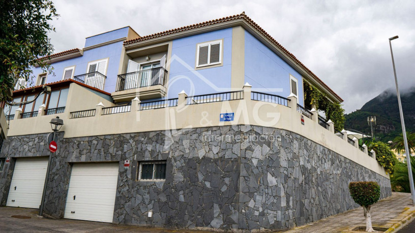 chalet-adosado-en-venta-en-los-realejos-icod-el-alto-big-3