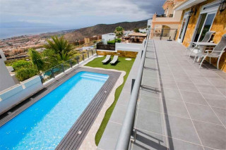 Casa o chalet independiente en venta en calle Navarra