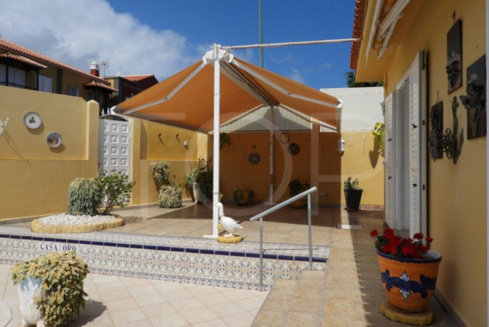 casa-o-chalet-en-venta-en-distrito-playa-jardin-big-3