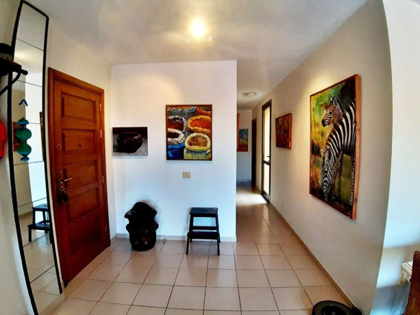 piso-en-venta-en-avenida-santa-cruz-big-3