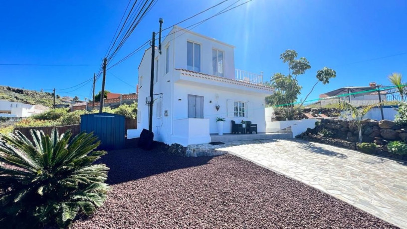 chalet-pareado-en-venta-en-la-quinta-taucho-big-1