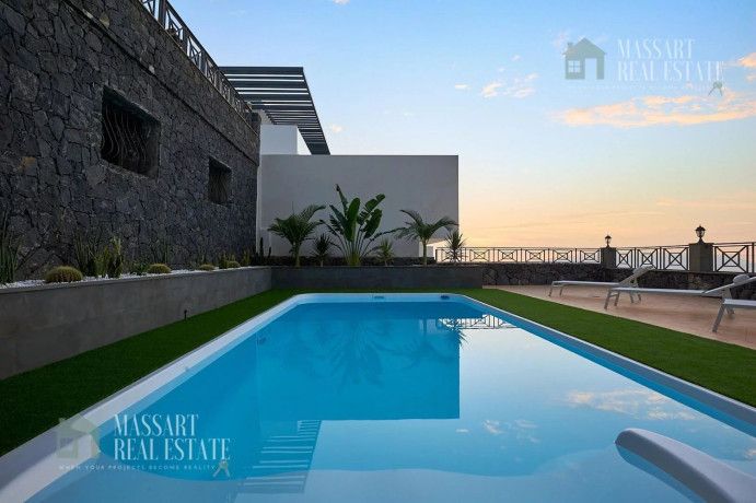 casa-o-chalet-independiente-en-venta-en-torviscas-centro-y-alto-big-0