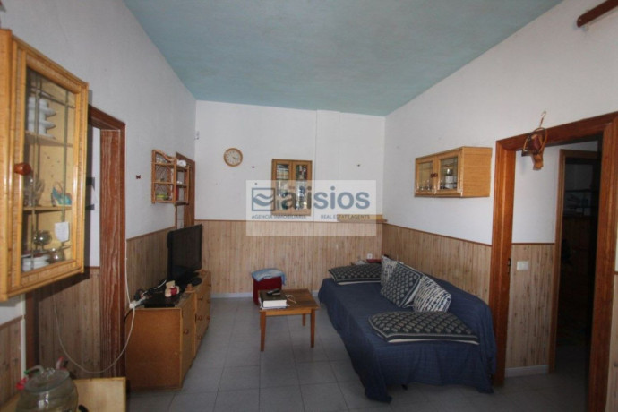 casa-o-chalet-en-venta-en-carretera-25-big-3