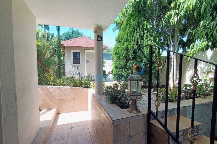 casa-o-chalet-independiente-en-venta-en-la-florida-big-23