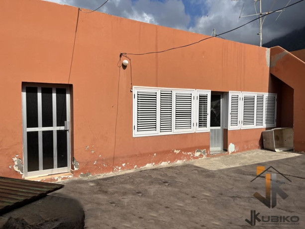 casa-o-chalet-independiente-en-venta-en-calle-areja-big-24