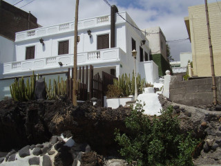 Casa rural en venta en Av. Marítima (ref. R368)