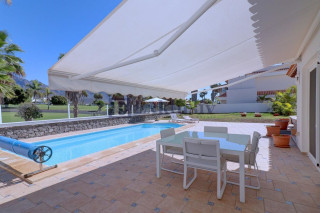 Casa o chalet independiente en venta en La Caleta