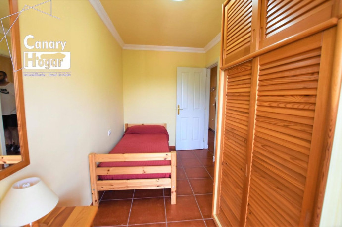 chalet-adosado-en-venta-en-casco-urbano-big-24