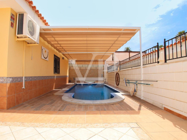 chalet-pareado-en-venta-en-urbanizacion-sueno-azul-big-2