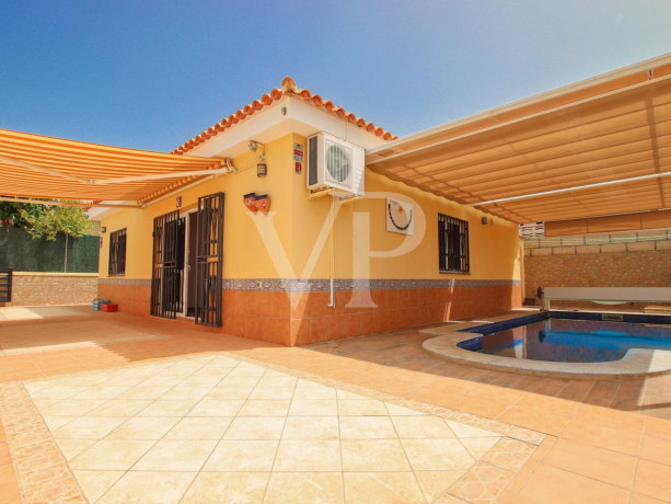 chalet-pareado-en-venta-en-urbanizacion-sueno-azul-ref-es-23-318-4356-big-1