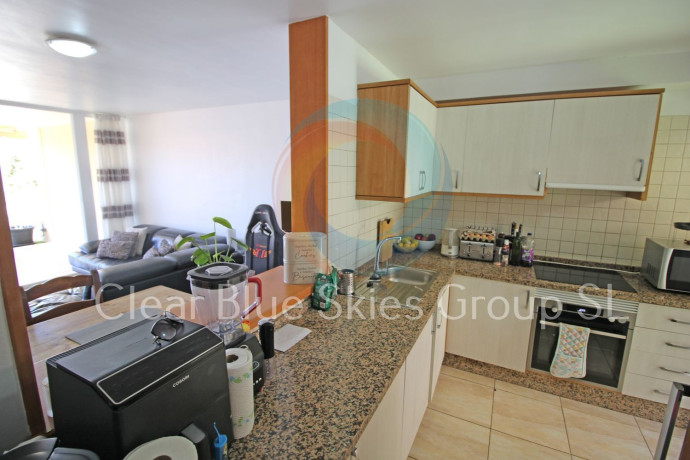 chalet-adosado-en-venta-en-los-girasoles-big-4