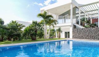 Casa o chalet independiente en venta en La Caleta