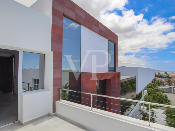 chalet-pareado-en-venta-en-av-las-palmitas-big-27