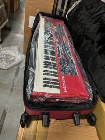 nord-stage-3-88-88-key-hammer-action-keyboard-pianosynthorgan-big-4