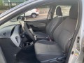 toyota-yaris-100cv-small-8