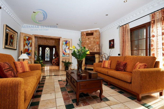 casa-o-chalet-en-venta-en-torviscas-centro-y-alto-big-18