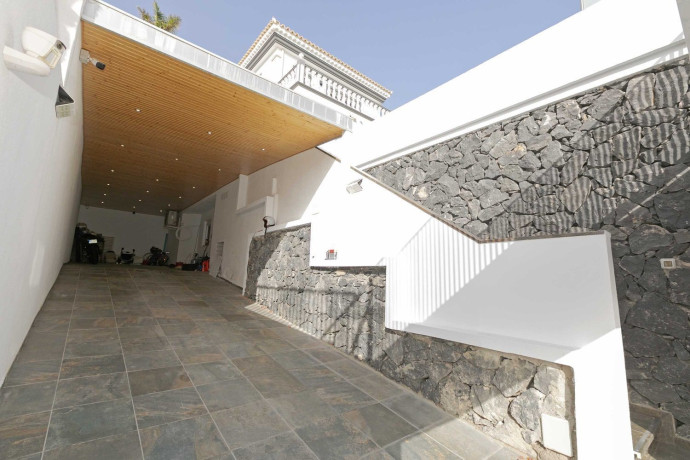 casa-o-chalet-independiente-en-venta-en-calle-de-cantabria-big-9