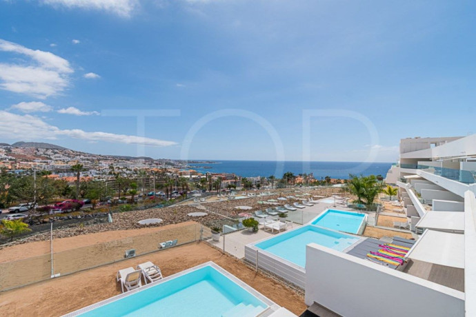 piso-en-venta-en-playa-del-duque-big-1