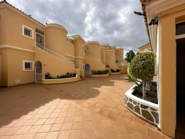 piso-en-venta-en-urb-benimar-playa-del-duque-ref-100361019-big-2