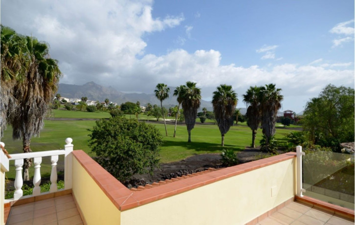 casa-o-chalet-independiente-en-venta-en-la-caleta-big-6