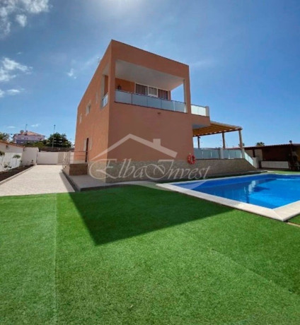 casa-o-chalet-independiente-en-venta-en-playa-paraiso-big-4