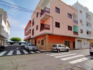 Piso en venta en calle Nicolás Pérez Escobar, 36 (ref. 0067-90292)