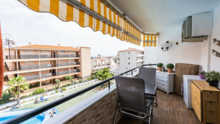 Piso en venta en calle Noruega, 72