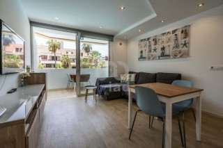 Piso en venta en calle meandro (ref. 101932558)