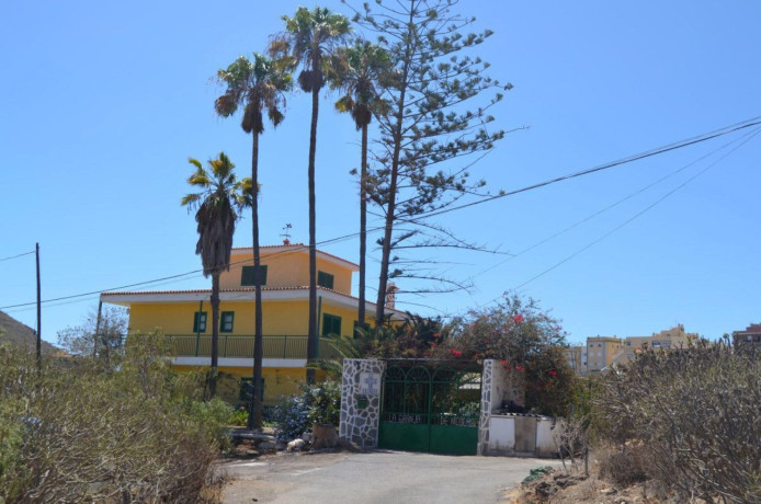 finca-rustica-en-venta-en-cabo-blanco-ref-ap3287-big-0