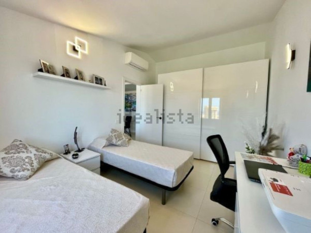 atico-en-venta-en-calle-noruega-64-big-15